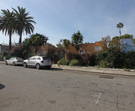 Harvard Court in Los Angeles, CA - Building Photo - Building Photo