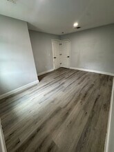 33 West End Ave in Newark, NJ - Building Photo - Building Photo