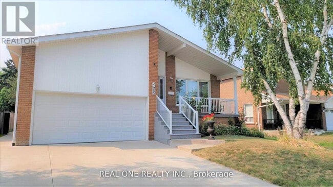 property at 2405 Benedet Dr