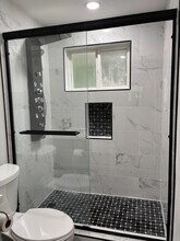 21101 NE 66th St in Redmond, WA - Building Photo - Building Photo