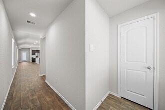 9865 Gln Brk Ln in The Woodlands, TX - Building Photo - Building Photo