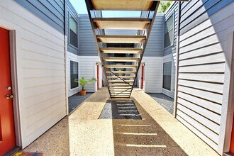 4033 Gilbert Ave in Dallas, TX - Building Photo - Building Photo