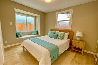 928 Serena Dr in Pacifica, CA - Foto de edificio - Building Photo