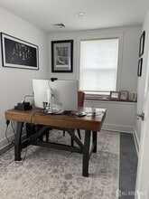 66 Main St in Far Hills, NJ - Building Photo - Building Photo