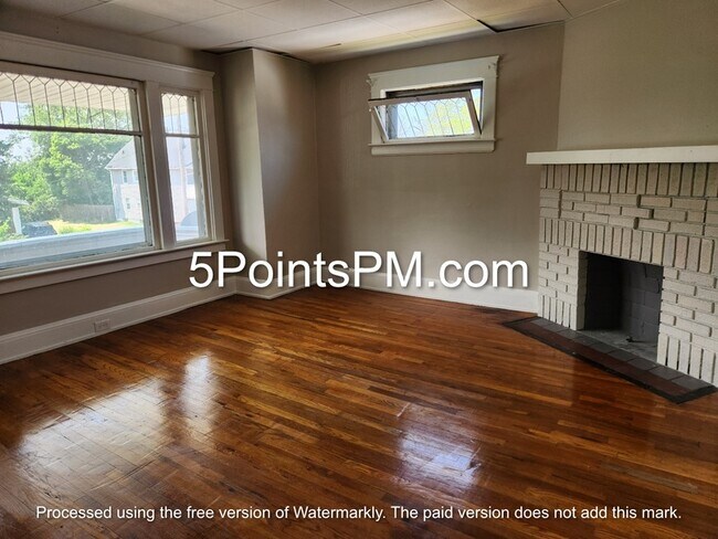 1853 Colonnade Rd in Cleveland, OH - Building Photo - Building Photo