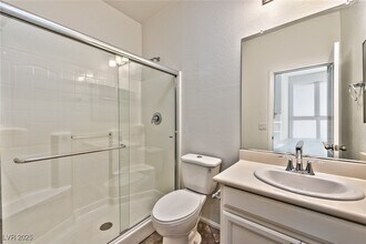 507 Bright Peridot Ave in Las Vegas, NV - Building Photo - Building Photo