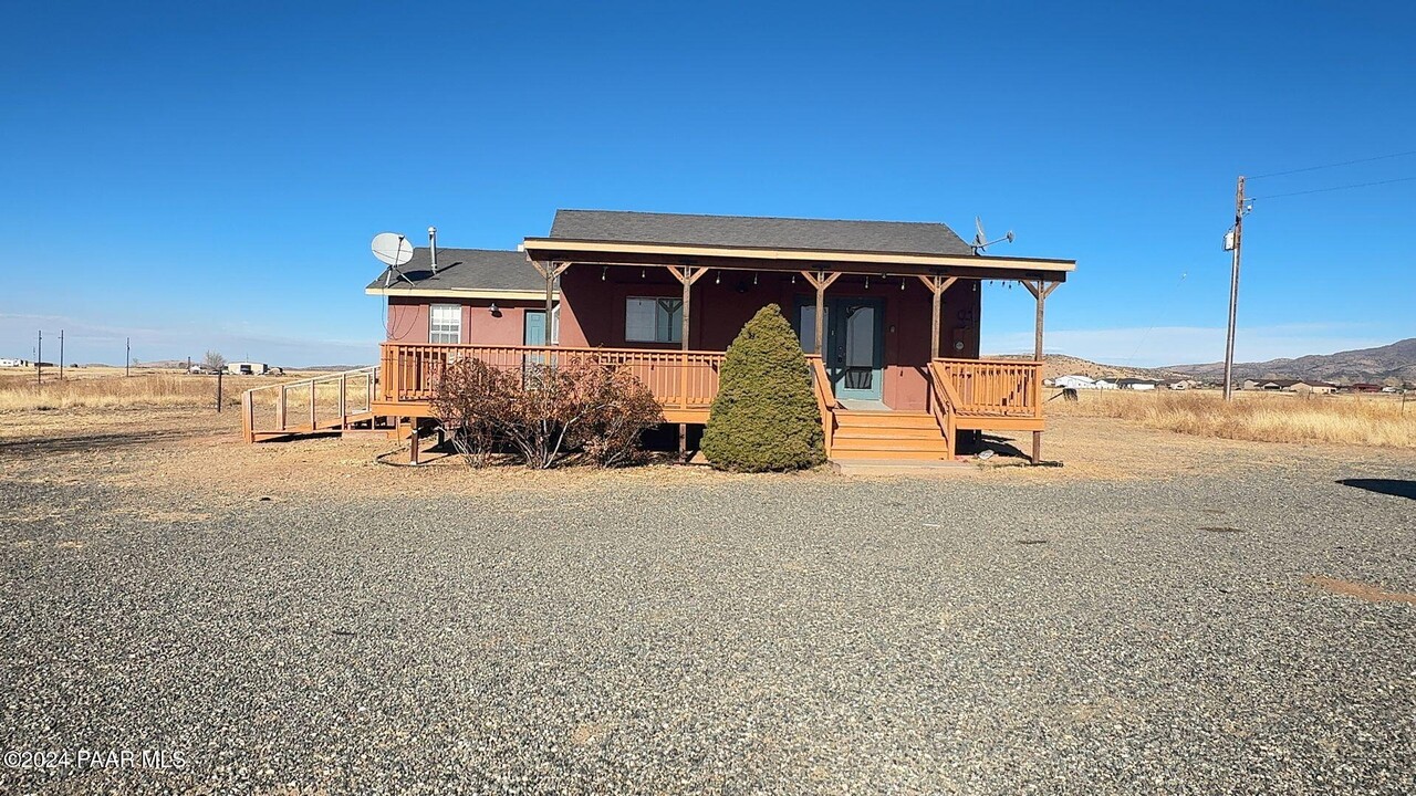 9860 E Spurr Ln in Prescott Valley, AZ - Building Photo