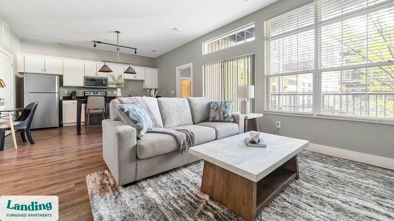 41 E 9th Ave in Columbus, OH - Building Photo