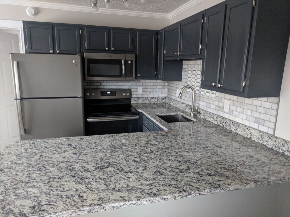 1507 Highland Ave in Knoxville, TN - Building Photo