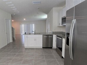 2723 Golden Trout Ln in Edgewater, FL - Foto de edificio - Building Photo