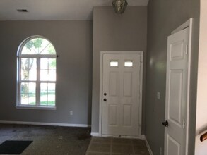 13098 Sterling Cmns in Fishers, IN - Building Photo - Building Photo
