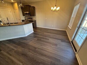 195 Courage Wy in Hinesville, GA - Building Photo - Building Photo