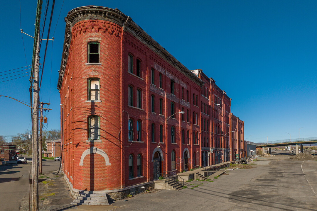 21 N Depot St in Binghamton, NY - Building Photo