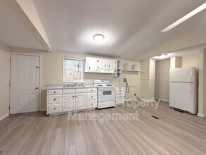 2400 Hart Rd in Charlotte, NC - Building Photo - Building Photo