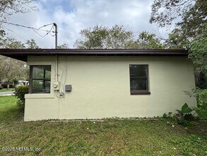 5302 Janice Cir S in Jacksonville, FL - Building Photo - Building Photo