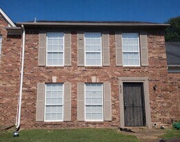 2782 W Hickory Bluff in Memphis, TN - Building Photo