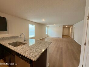 8167 Firetower Rd in Jacksonville, FL - Building Photo - Building Photo