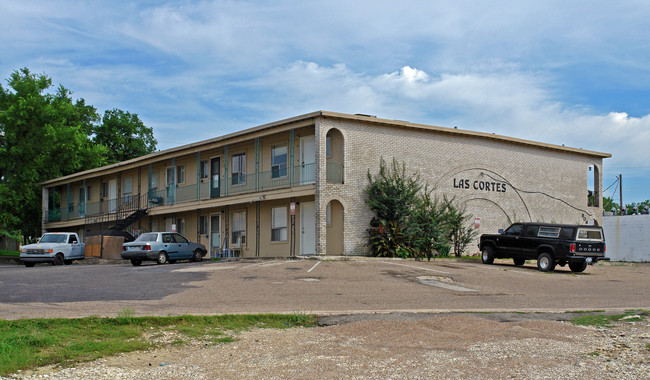 Las Cortes Apartments in Copperas Cove, TX - Building Photo - Building Photo