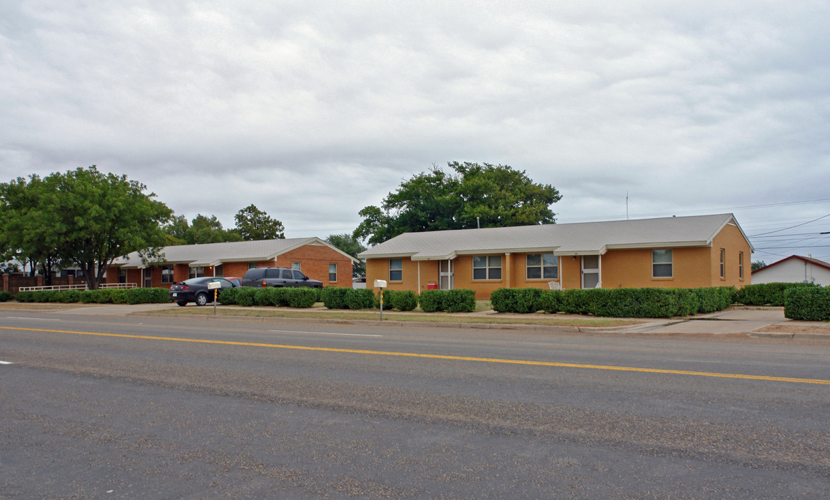 307 S Berkshire Ave in Crosbyton, TX - Foto de edificio