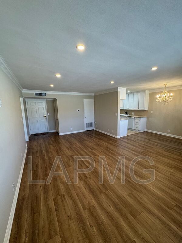 4140 Warner Blvd in Burbank, CA - Building Photo - Building Photo