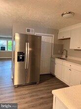 2021 Kelmore Rd in Dundalk, MD - Building Photo - Building Photo