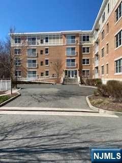 102 Terrace in Rochelle Park, NJ - Building Photo - Building Photo