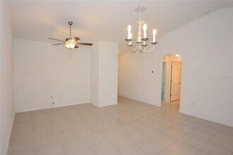 77 Sea Trail in Palm Coast, FL - Building Photo - Building Photo