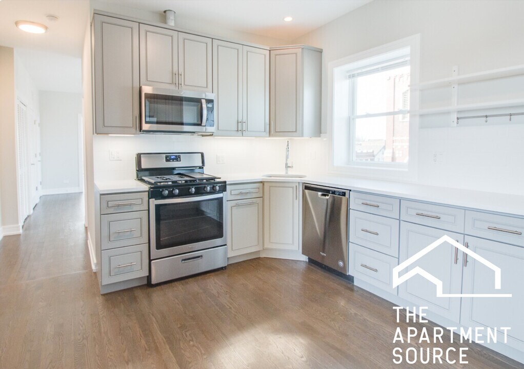 1667 N Richmond St, Unit 1 in Chicago, IL - Building Photo