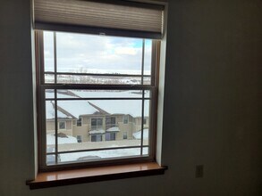 2834 Pleasant View Rd, Unit 201 in Middleton, WI - Building Photo - Building Photo