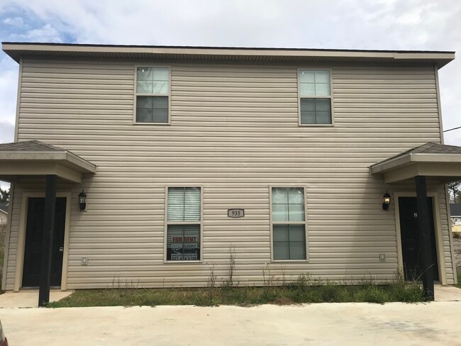 935 Tallow Rd