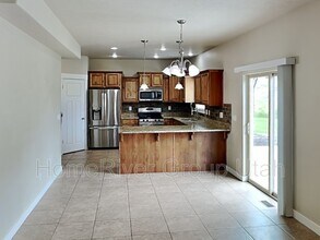 10796 N La Costa in Cedar Hills, UT - Building Photo - Building Photo