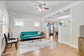 11 E 57th Terrace in Kansas City, MO - Building Photo - Building Photo