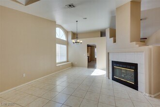 1744 Knotty Pine in Las Vegas, NV - Building Photo - Building Photo