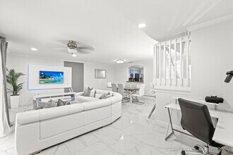 6126 Sugar Loaf Ln in West Palm Beach, FL - Building Photo - Building Photo