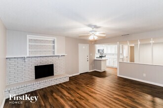 1300 Royal Oak Dr in Desoto, TX - Building Photo - Building Photo