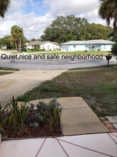 11011 Rollingwood Dr in Port Richey, FL - Building Photo - Building Photo