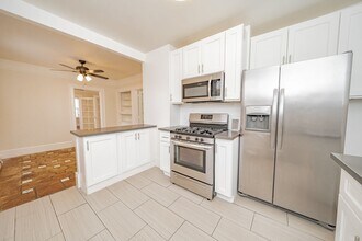 4056 Piedmont Ave in Oakland, CA - Building Photo - Building Photo