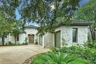 2305 Barton Creek Blvd, Unit 29 in Austin, TX - Building Photo - Building Photo