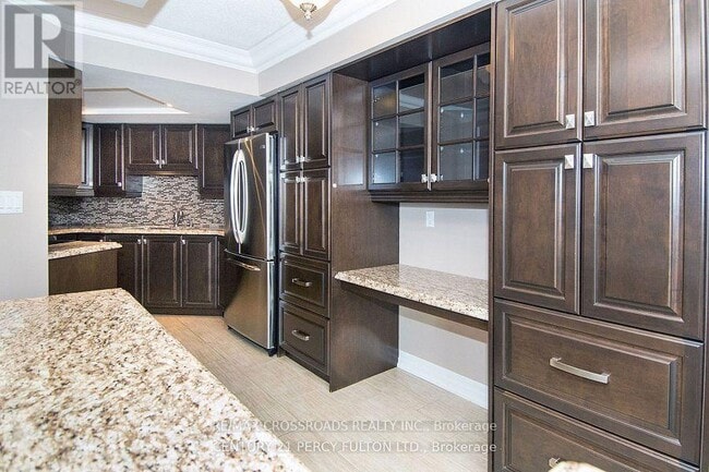 property at 5 Concorde Pl