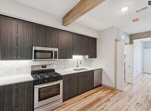 800 Douglas St NW in Grand Rapids, MI - Building Photo - Building Photo