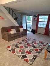 4005 Hedges Ave in Kansas City, MO - Foto de edificio - Building Photo