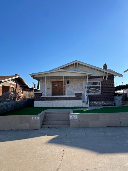 3804 Cambridge Ave in El Paso, TX - Building Photo