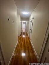 143 Freeman St, Unit 3 in Brookline, MA - Building Photo - Building Photo