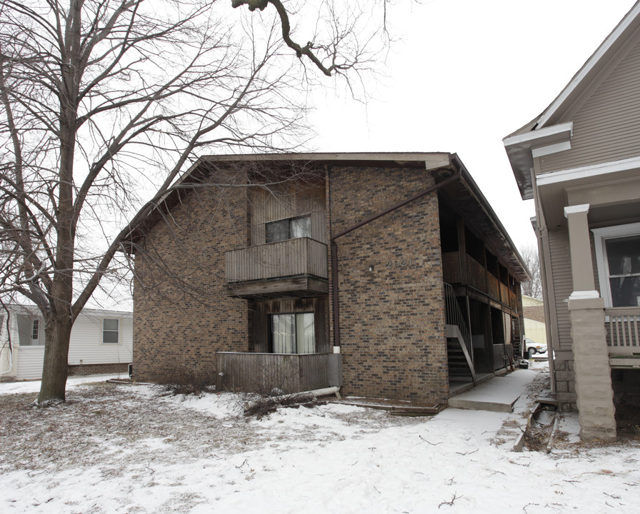 2021 G St in Lincoln, NE - Foto de edificio