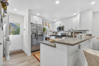 15 Wyckham Rd in Spring Lake, NJ - Building Photo - Building Photo