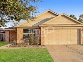 7210 Alava Dr in Magnolia, TX - Building Photo