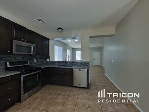 4558 E Loma Vista St in Gilbert, AZ - Building Photo - Building Photo