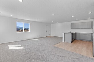 1394 N Wilhelm Wy in Post Falls, ID - Building Photo - Building Photo