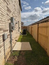 16718 Spotted Oak Dr in Hockley, TX - Building Photo - Building Photo