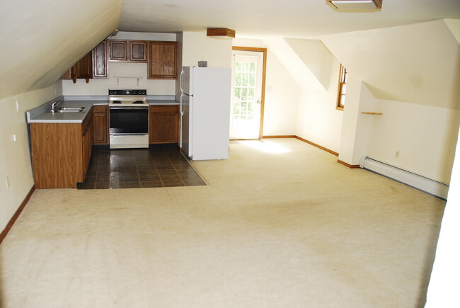 233 Water St, Unit 2 in Old Town, ME - Building Photo - Building Photo